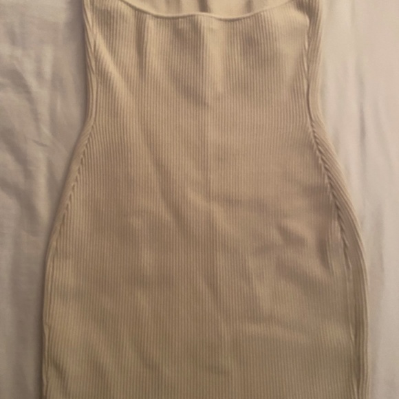 ARITZIA BABATON: Sculpt Knit Halter Dress - Picture 5 of 6